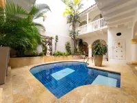 Colonial Villa – Free Breakfast – Private Pool & Jacuzzi – Walled City Cartagena - Villas