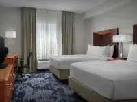 Fairfield Inn & Suites Phoenix Chandler/Fashion Center Hotels near Shopping mall