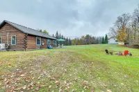 High Peak Heaven Cozy Log Cabin on 1 Acre! - Spa