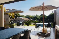 Oaklands Inn and Conference Centre