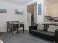 Cottage 1 Newcourt - مطابخ