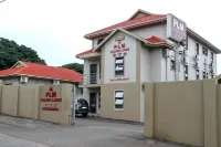 PLM Golden Lodge - 2-Star
