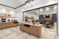 Hampton Inn & Suites Pensacola/I-10 Pine Forest Road - Breakfast