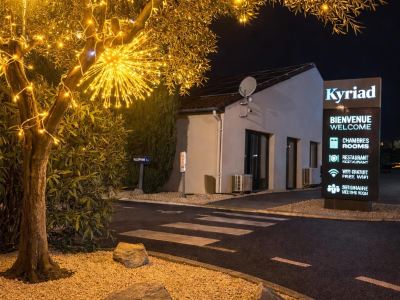 Kyriad Vitrolles- Marseille Aeroport