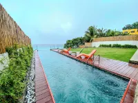 The South Hideaway Oslob - Beach