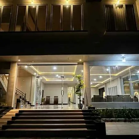 Grands Orchid Hotel
