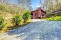 Scenic Marble Cabin w/ Fire Pit! - parking