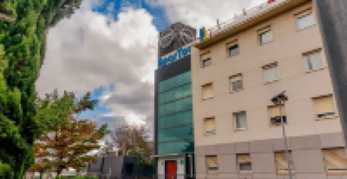 Apartamentos Vértice Sevilla Aljarafe