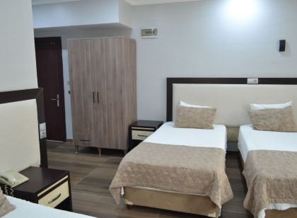 Adana Kucuksaat Hotel