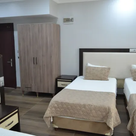 Adana Kucuksaat Hotel Отели рядом с достопримечательностью «Мечеть Улу»