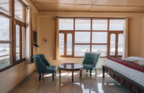Hotel Spiti Heritage - Mountain view