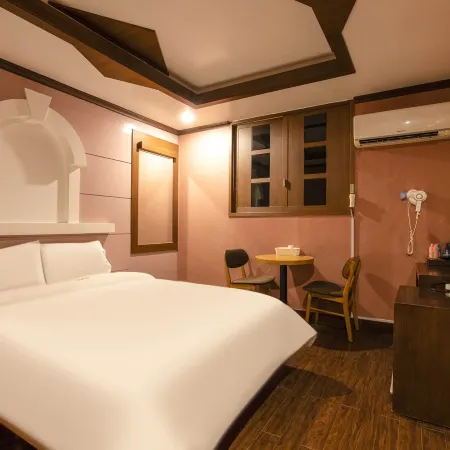 Yangju Hillhouse Hotel