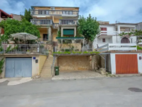 Apartments Marinero Hotels in Drage
