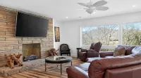 Summit Ember by Avantstay Scenic Mountain Home + Hot Tub + Firepit + Game Tables