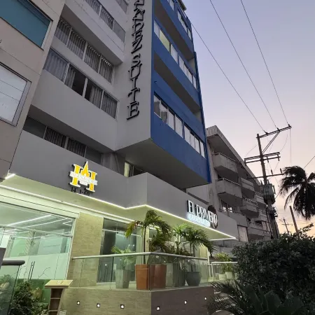 Hotel Hernández Ctg Отели рядом с достопримечательностью «Манга»