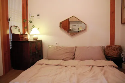 Moonjarakdalbithanok - B&Bs (Bed and breakfast)
