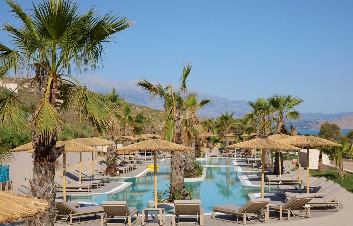 Oros Luxury Beach Resort