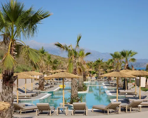 Oros Luxury Beach Resort Hotels in Lappei