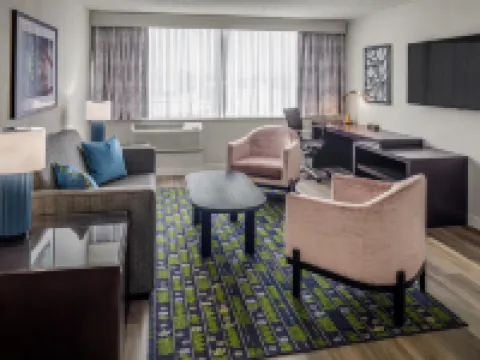 DoubleTree by Hilton Hotel Rochester Hotels in Henrietta