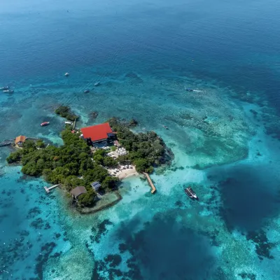Pao Pao Cartagena Hotels near Rosario Islands