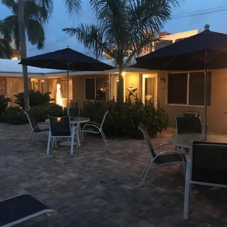 Casitas Coral Ridge Отели в г. Форт-Лодердейл