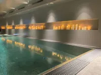 Hotel Innsbruck - Kolam Renang