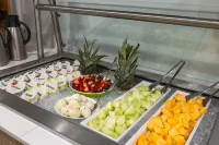 Holiday Inn ANDERSON by IHG - breakfast