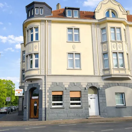Sonne Hotel
