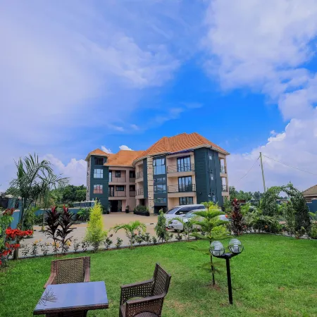 Port Harbor Hotel