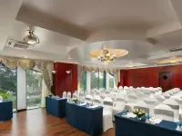 The Tray Hotel Hai Phong Hotels in Haiphong