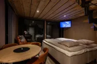 極光湖小屋，位於拉努阿
