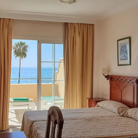 Apartamentos Nerja Bahia