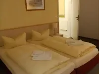 Pension Am Seeberg Hotels in Markisch-Oderland