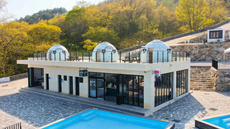 Yeongdeok Ocean View Caravan CampingJang