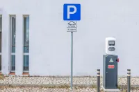 HI Almograve – Pousada de Juventude - parking