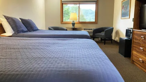 Big Horn Lodge - parking