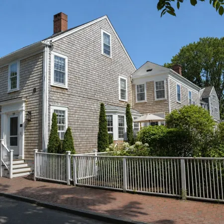 29 India House