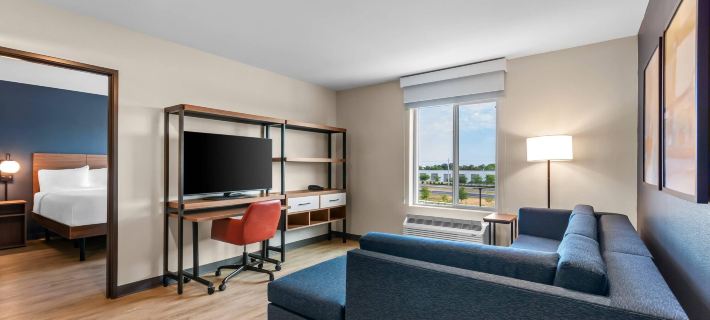 Everhome Suites Panama City Beach - 30A Hotels in Bay County