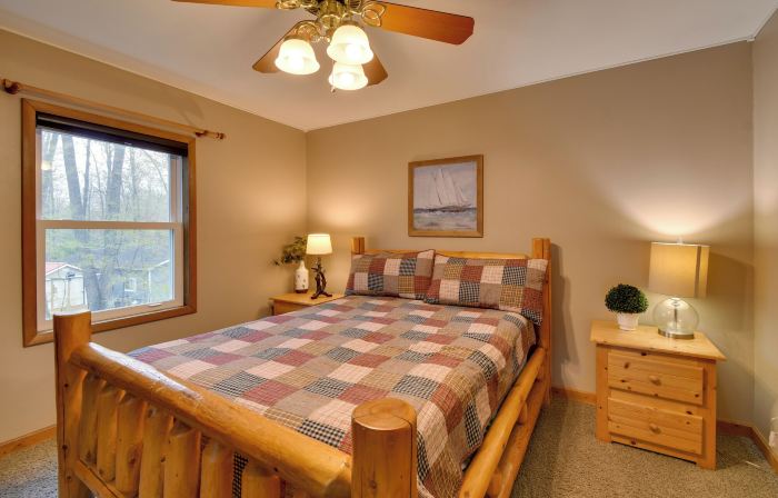 Dock Access + Nearby Beach: Higgins Lake Retreat!