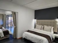 Busa House Self Catering Guest house - 2-Star