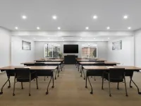 Holiday Inn BLOOMINGTON W MSP AIRPORT AREA by IHG Hotels in Bloomington