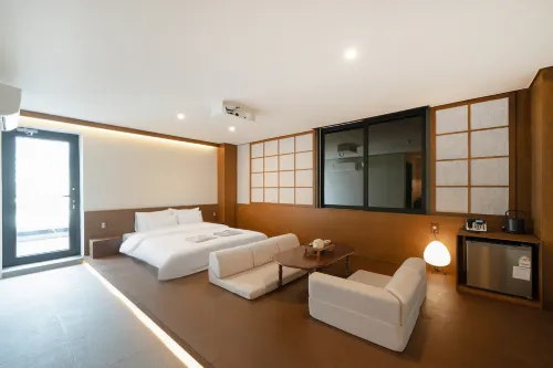 Gwangju Chungjangro Hotel Sharmant - 3-نجوم