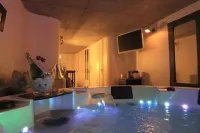 Le Comptoir Industriel - Hot Tub