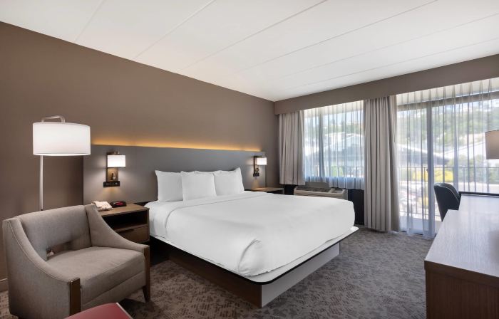 Comfort Inn Edgewater on Hudson River