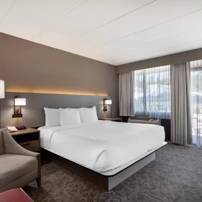 Comfort Inn Edgewater on Hudson River Hotels near Abe Lincoln Playground