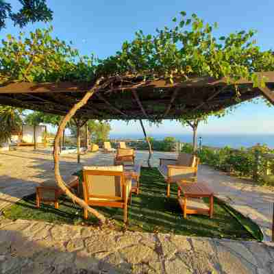 House with with a Spectacular Sea View Hotel Exterior