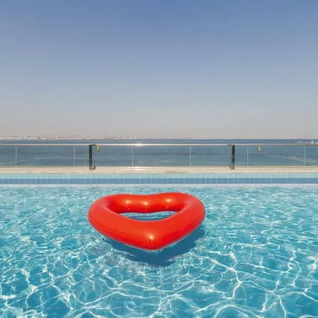 Pohang Etoile Poolvilla