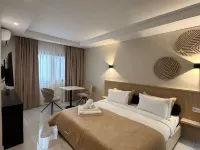 Kadiss Hotel Hotels near Liberte