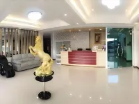 Chansuda Lake View Hotel Hotels near Ubon Square