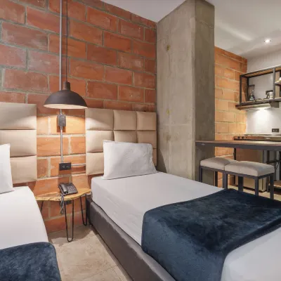 Hotel Appartments Con Piscina Hotels near Parque Cisneros